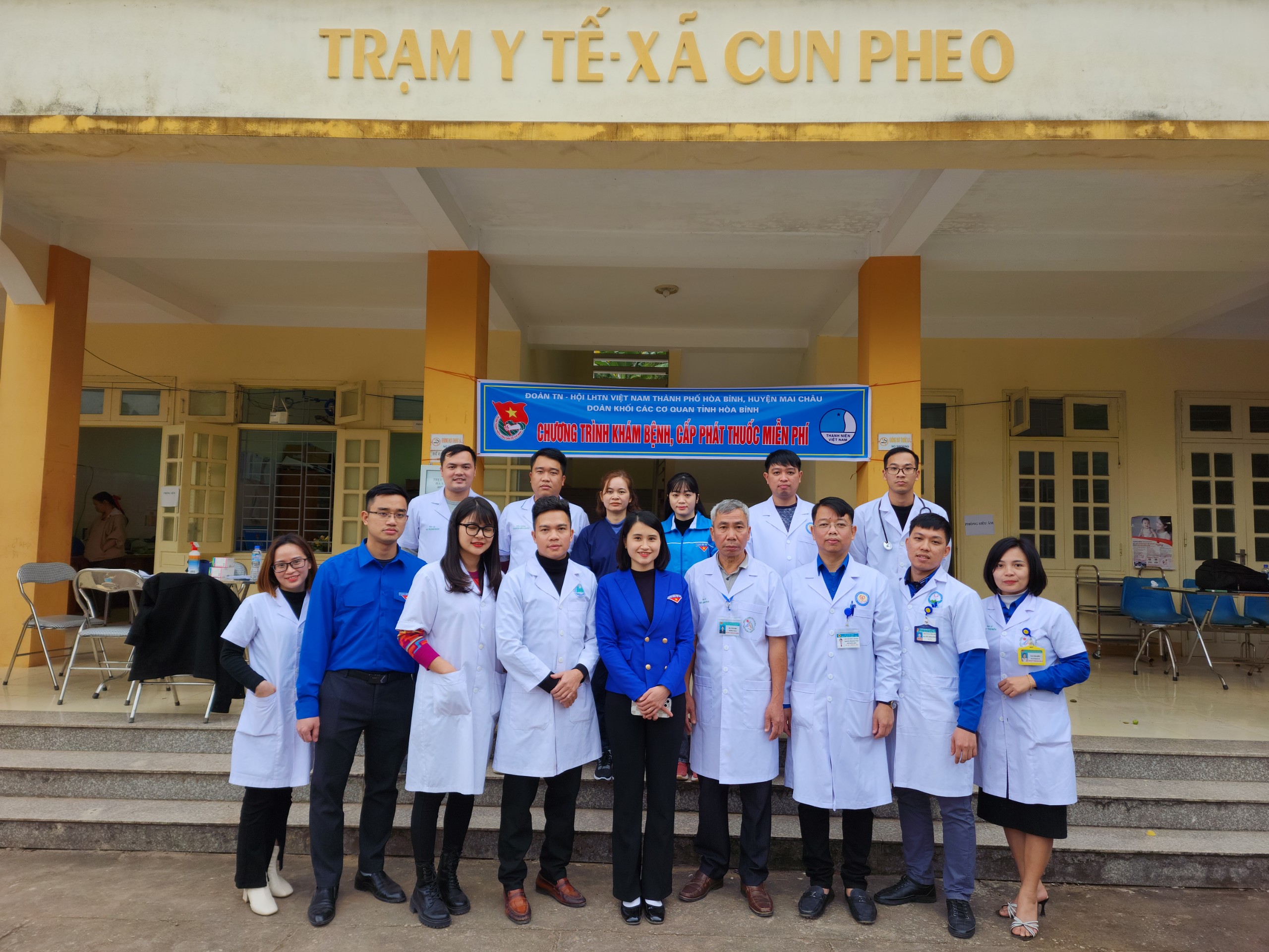  Đoàn Thanh niên Bệnh viện Đa khoa tỉnh Hoà Bình tham gia khám chữa bệnh miễn phí tại Mai Châu