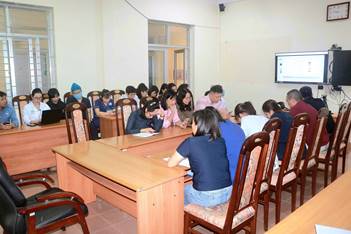  Cán bộ, viên chức và người lao động Bệnh viện Đa khoa Hòa Bình tập huấn, bồi dưỡng, cập nhật kiến thức về chuyển đổi số