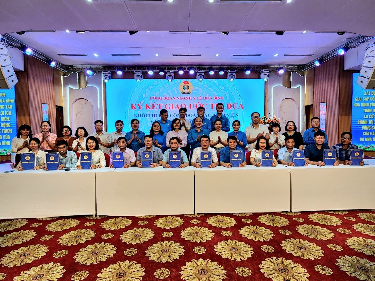  Thành lập Khối thi đua công đoàn cơ sở và ra mắt Trang thông tin điện tử Công đoàn ngành Y tế